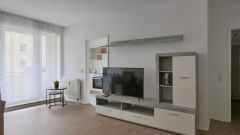 bezugsfertige Wohnung im Hochparterre mit Balkon in der Heinrich-Heine-Straße, preiswerte EBK mgl